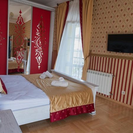 One Bedroom Apartment With Balcony-Kostyushka Street,16 Лвив Екстериор снимка